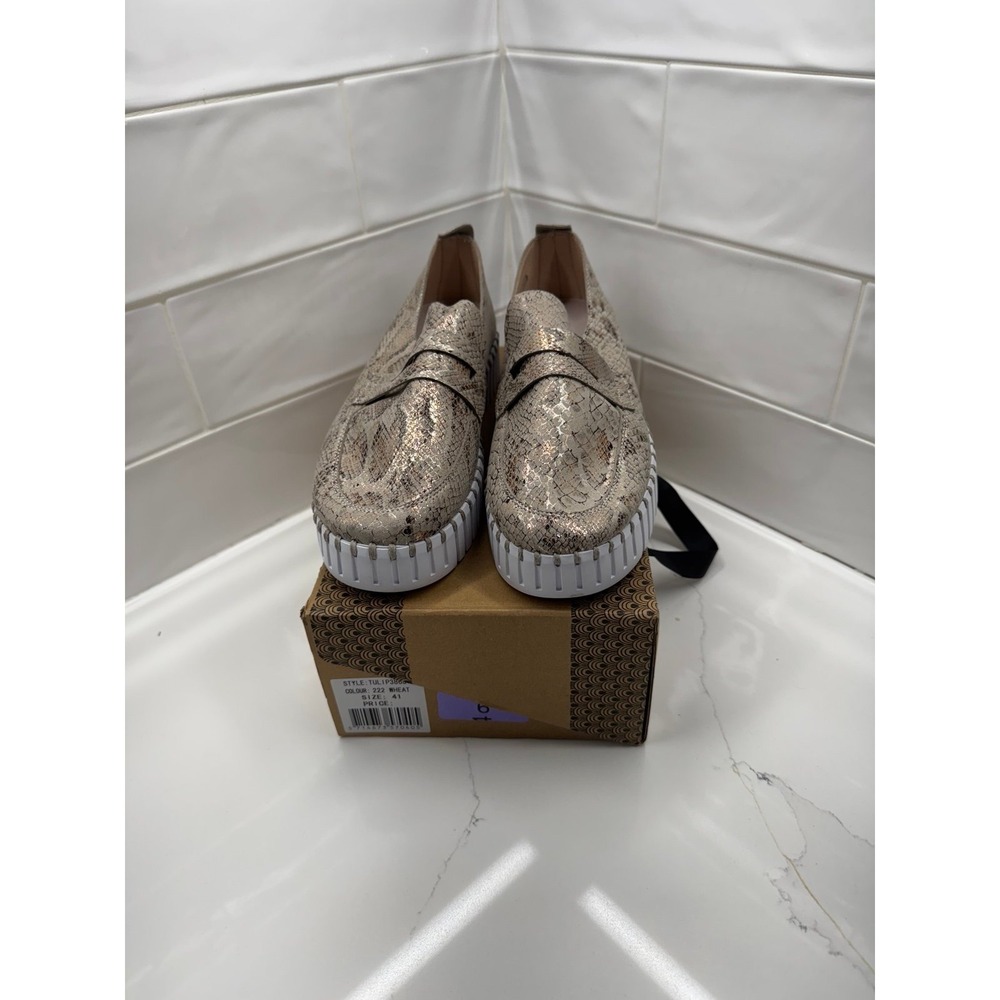 Women's Tulip Snake Embossed Slip‎ On Sneakers size 41